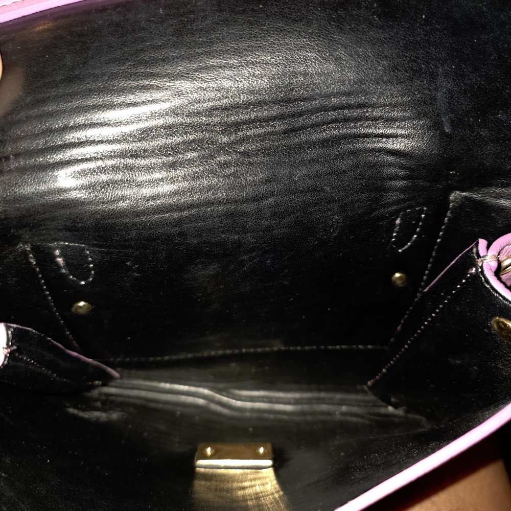 Pink Leather Handbag - Picture 6 of 9
